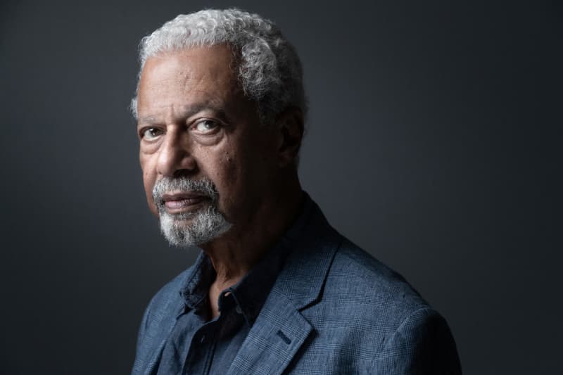 Tanzanian-born British novelist Abdulrazak Gurnah poses during a photo session in Paris on 16 June, 2022.