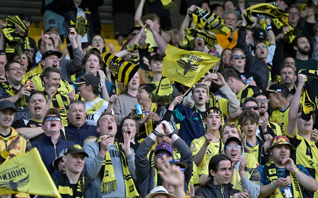 Phoenix fans shows their support