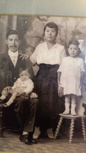 Jennifer Dalgleish's grandparents with her uncle and mum.