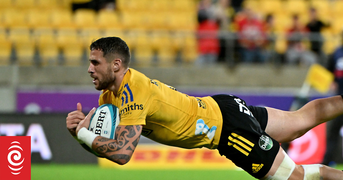 TJ Perenara makes Hurricanes return, Barrett and Lomax back - Vimarsana News