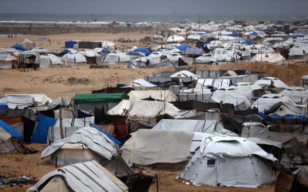 The sticking points as phase two of the Gaza ceasefire arrives | RNZ