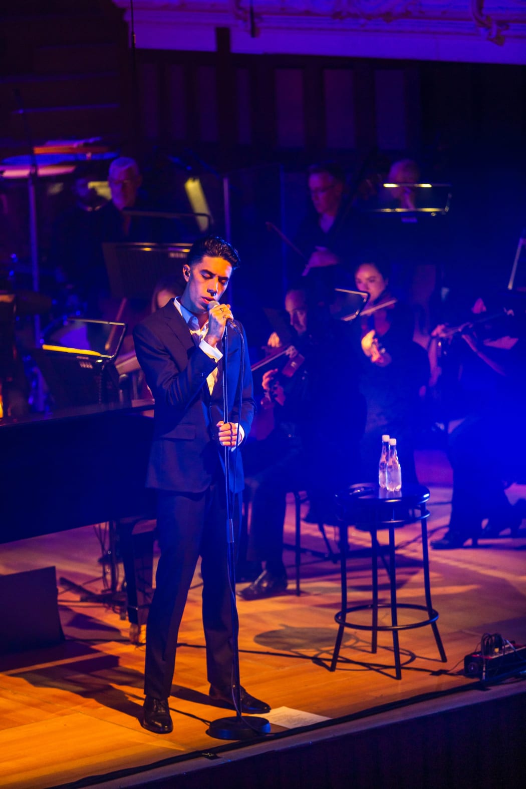 Teeks performing at Auckland's Town Hall