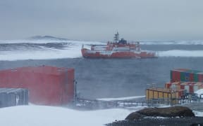 Icebreaker Aurora Australia ran aground near Mawson Station in Antarctica.