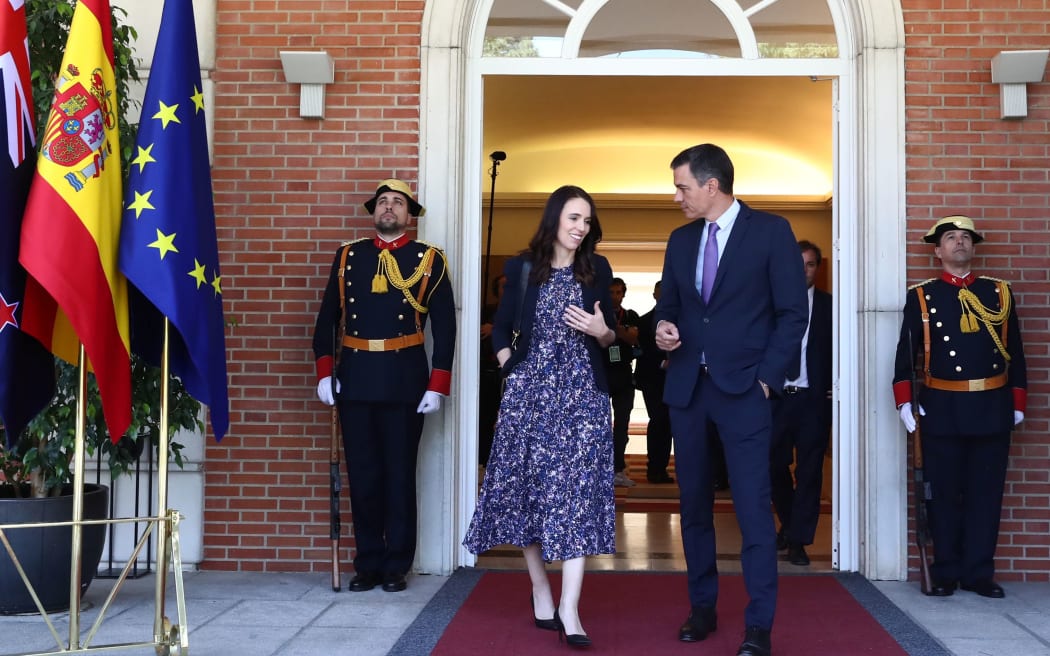 Jacinda Ardern meets Spanish President Pedro Sánchez in Madrid