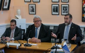 Speaker Gerry Brownlee, Parliamentary Service CE Rafael Gonzalez-Montero, and Clerk David Wilson joined the Governance and Administration Committee for the Estimates hearing of the two Parliamentary agencies.