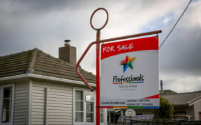 House for sale in upper Hutt.