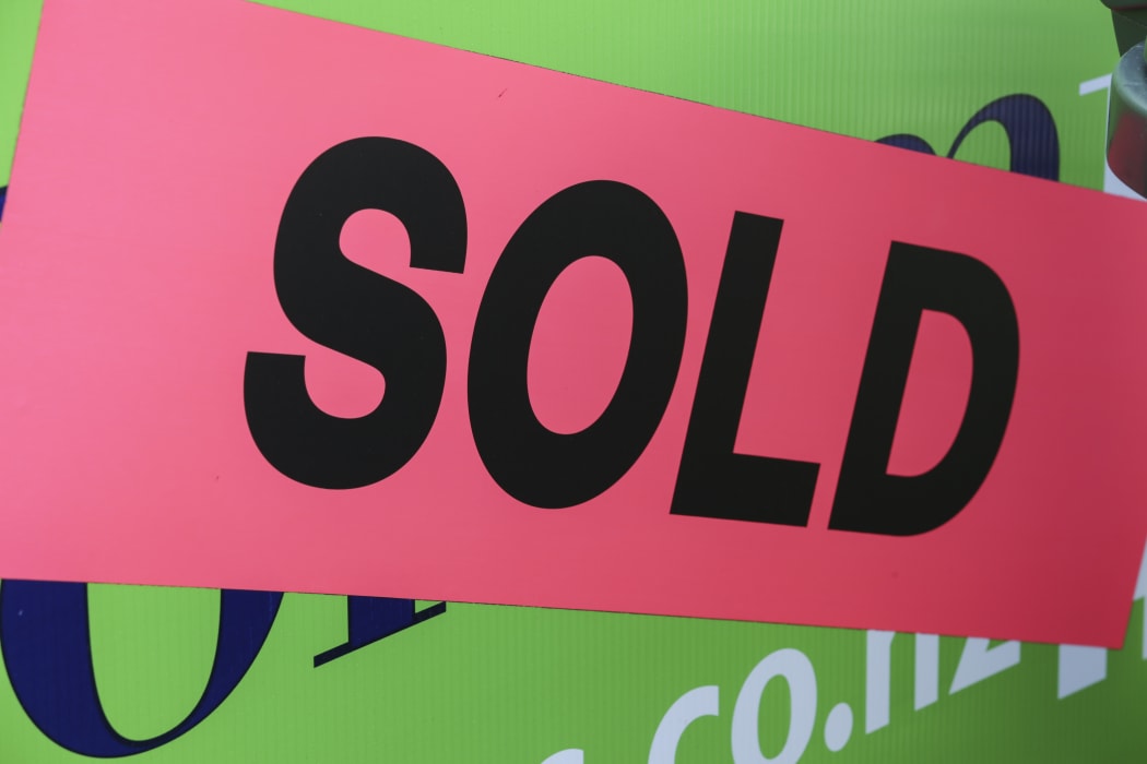 Sold sign Housing generic