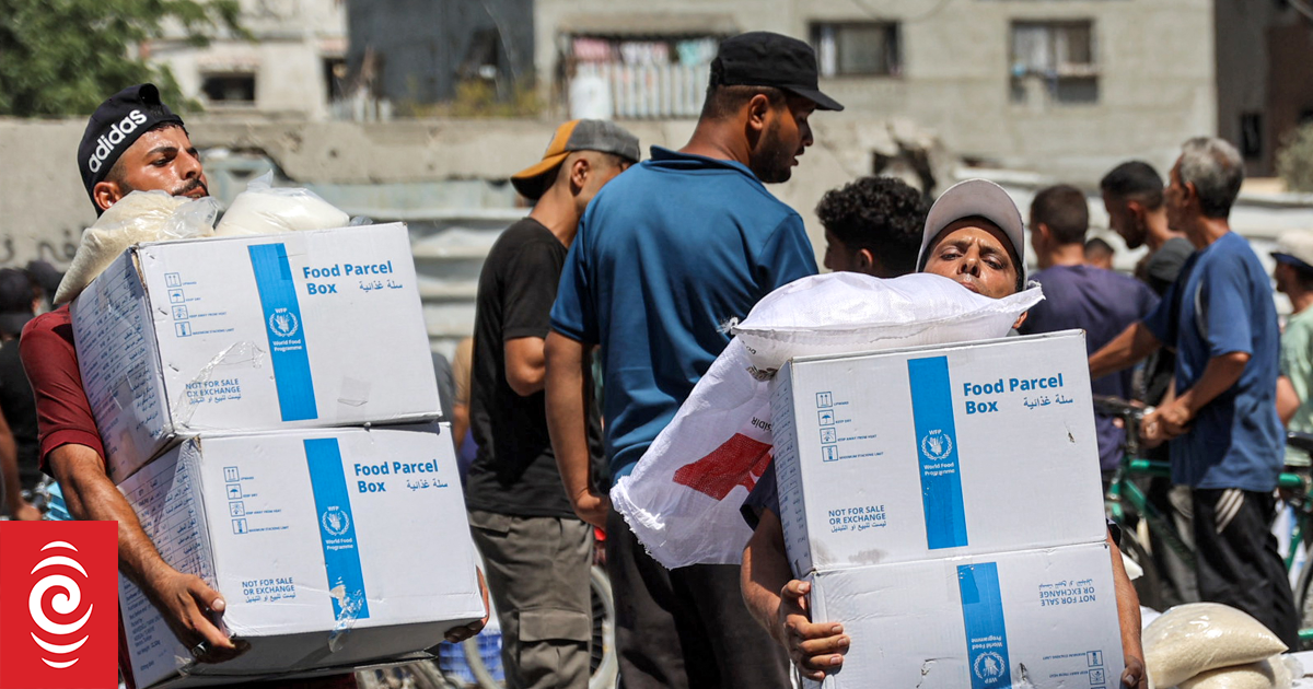 Israel bans UN aid agency UNRWA from operating in country | RNZ News