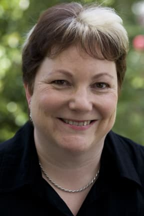 Leonie Holmes