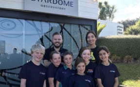 Nanogirl and Stardome's Josh Kirkley with students from Royal Oak Primary School, including; Zoe Weisz-Emmett, Isla McLeod, Luke Matuschka, Christina Pavlidou, Chloe Boyd, Adam Bolland