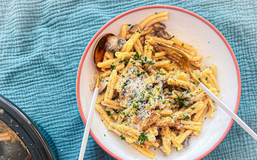 Set-and-Forget Mushroom Carbonara
