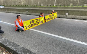 Protesters blocked the southbound of lane State Highway 1 at the Terrace Tunnel in Wellington