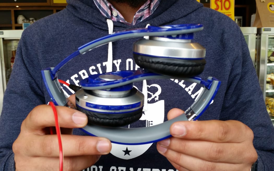 Jaspreet Singh's headphones were mistaken for a bomb.