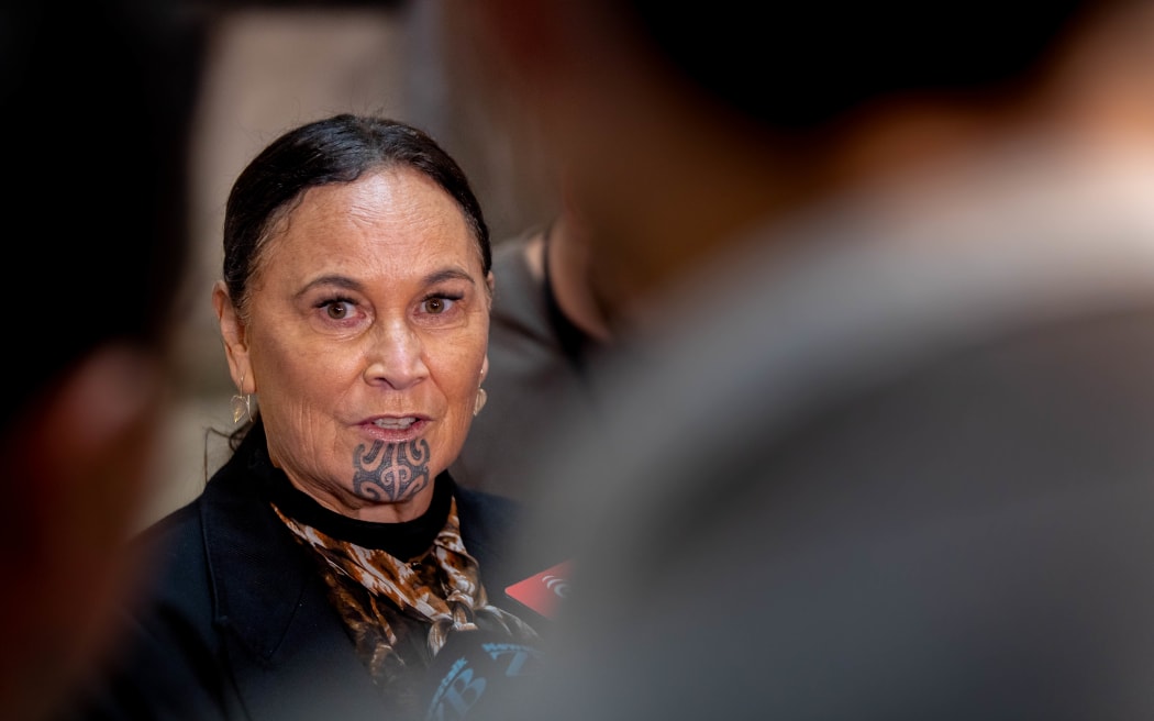 Debbie Ngarewa-Packer's mother dies | RNZ News