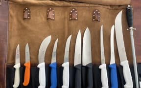 Victory Knives