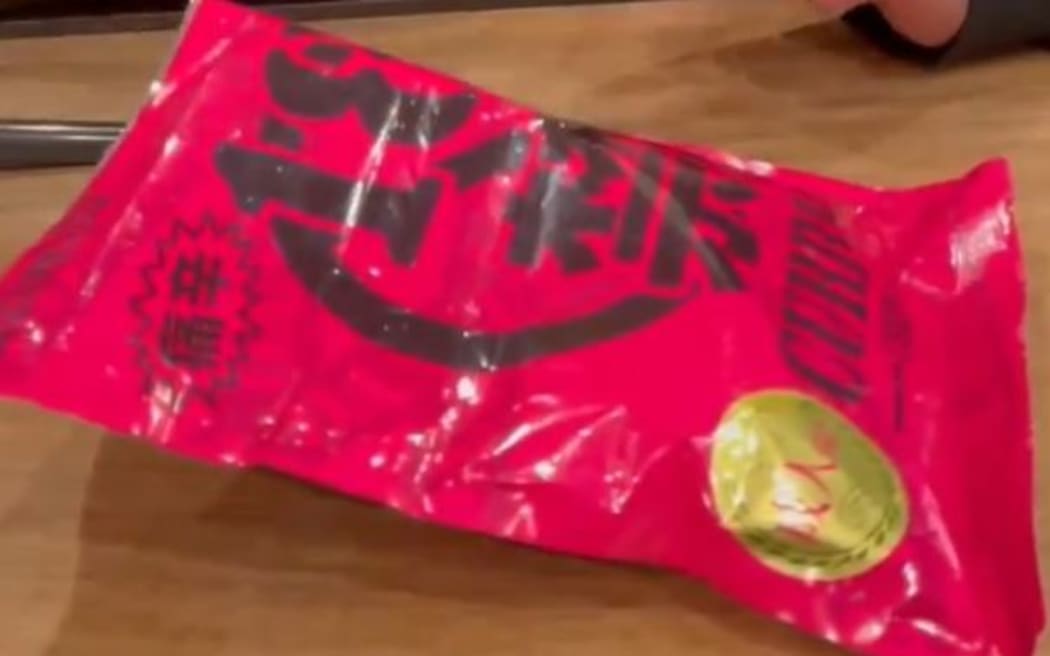 Fourteen high school students in Tokyo were hospitalised after eating "super spicy" potato chips, police say.
