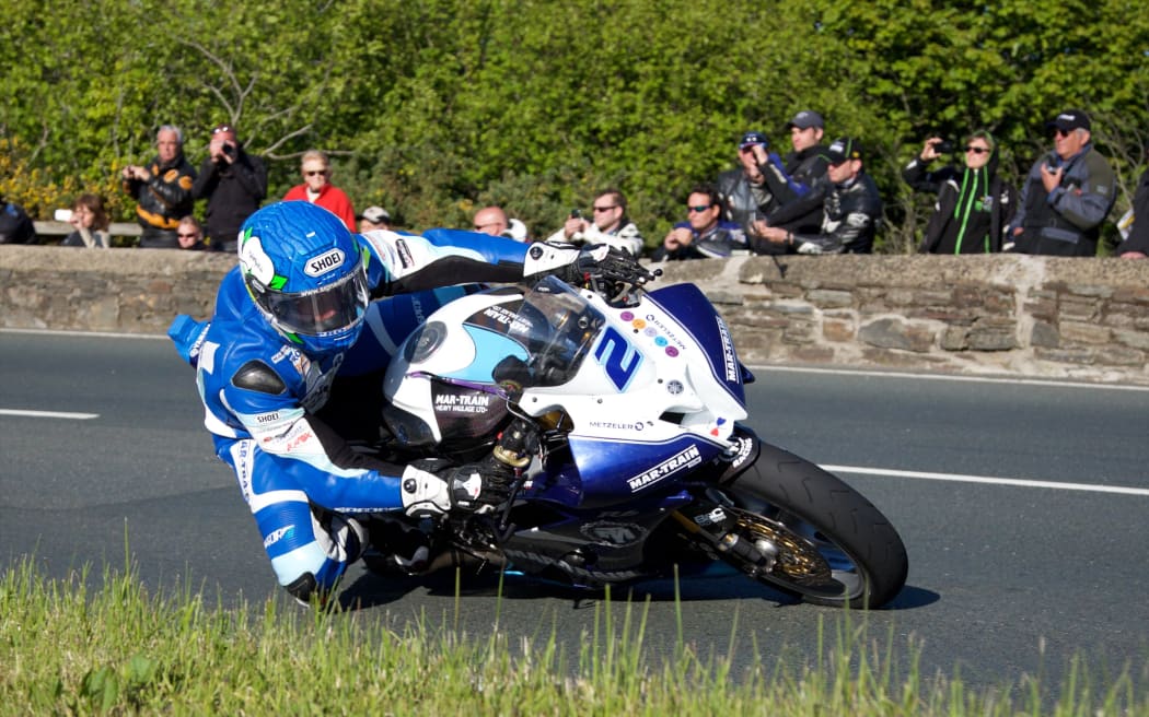 Dean Harrison in action during the TT Supersport race in 2015