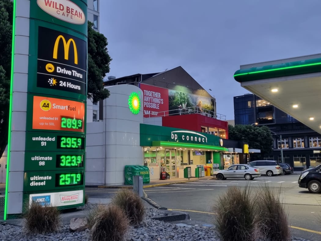 BP petrol station, Taranaki St, Wellington, on 15 March, after the government cut the fuel tax by 25 cents a litre,