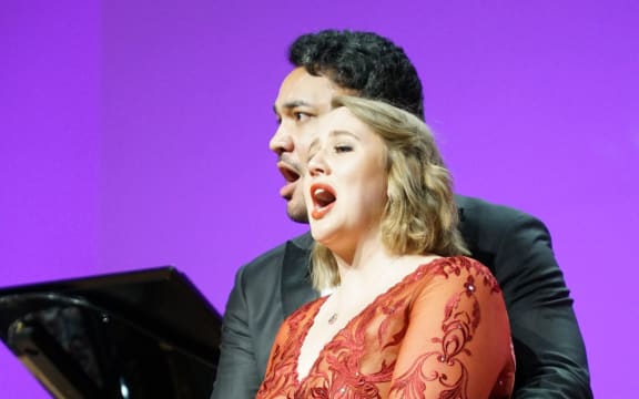 Amitai Pati, Eliza Boom