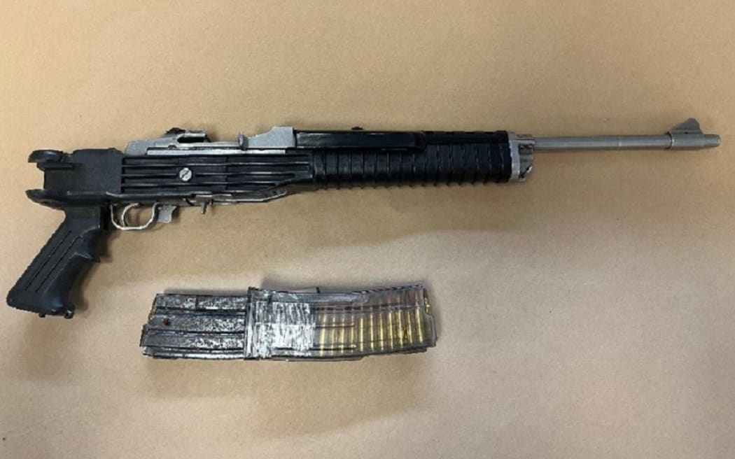 Police said they found this "Military-Style Semi Automatic rifle (MSSA)" and ammunition in a vehicle parked in Remuera.