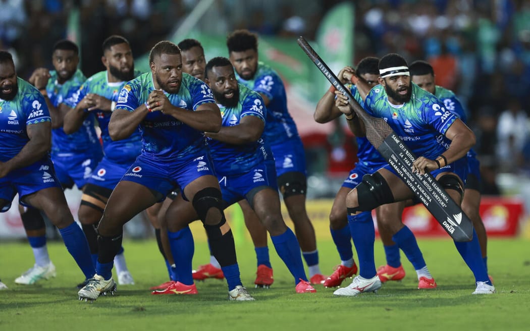The Fijian Drua perform the Cibi.