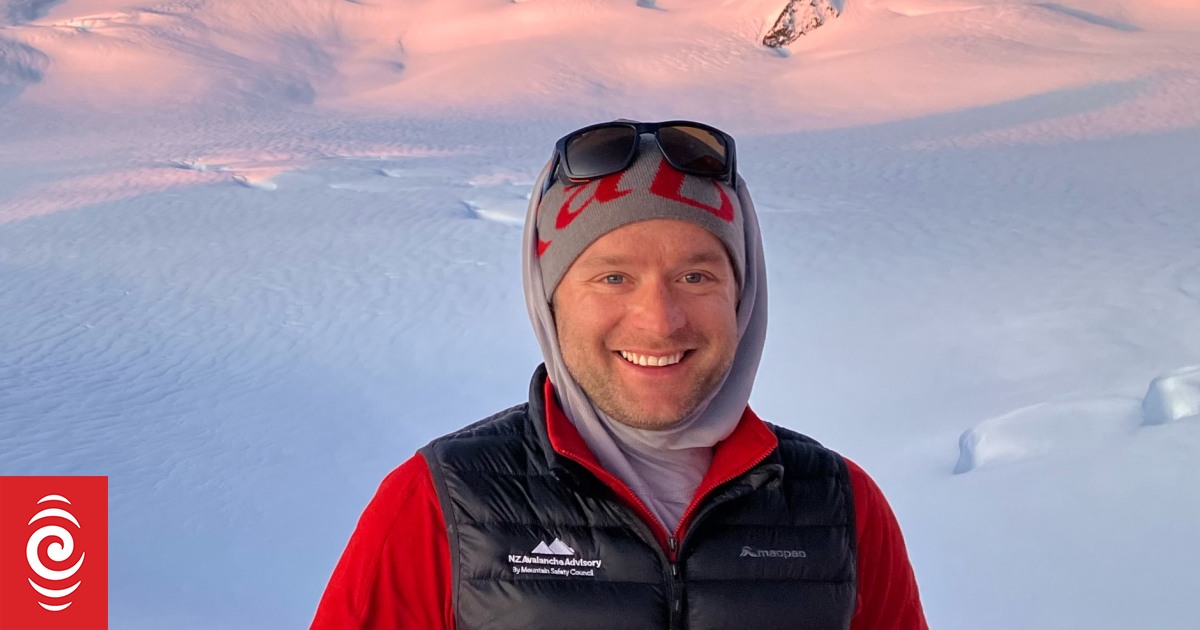 Prezes NZ Mountain Guides Lewis Ainsworth zginął w katastrofie helikoptera w Kanadzie