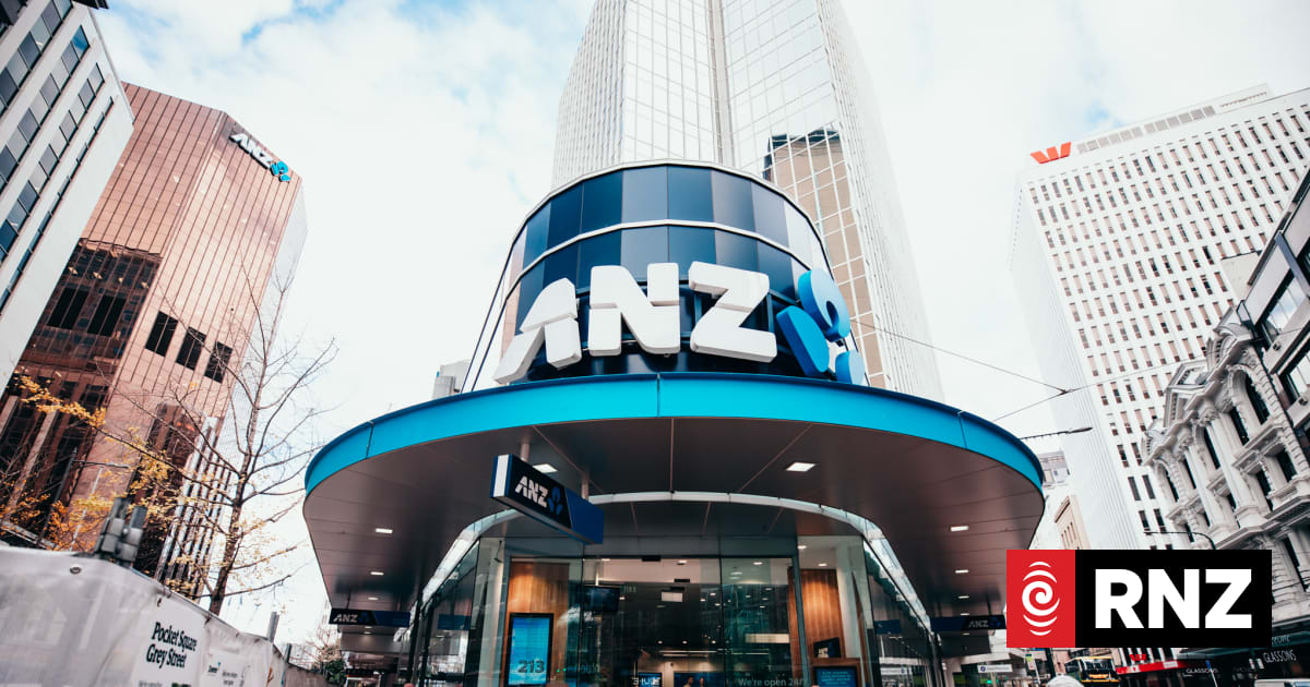ANZ cuts interest rates to match rival BNZ | RNZ