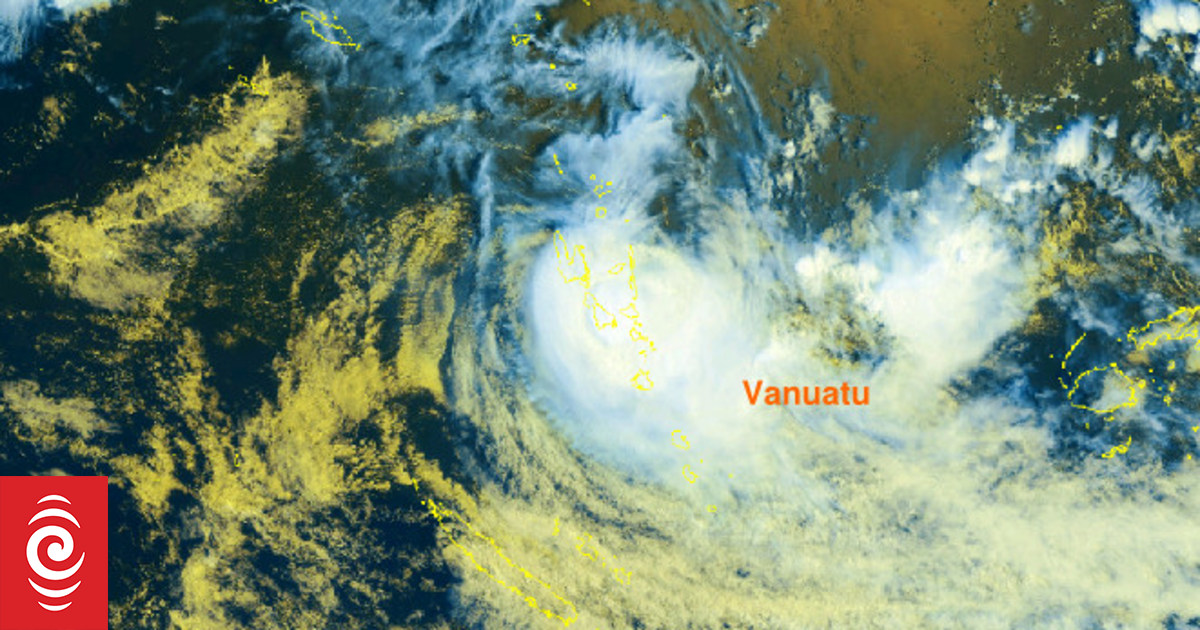 NASA sees Tropical Cyclone Donna blanket Vanuatu