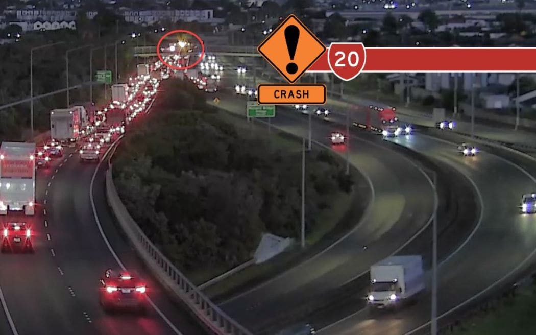 SH20 crash in Auckland