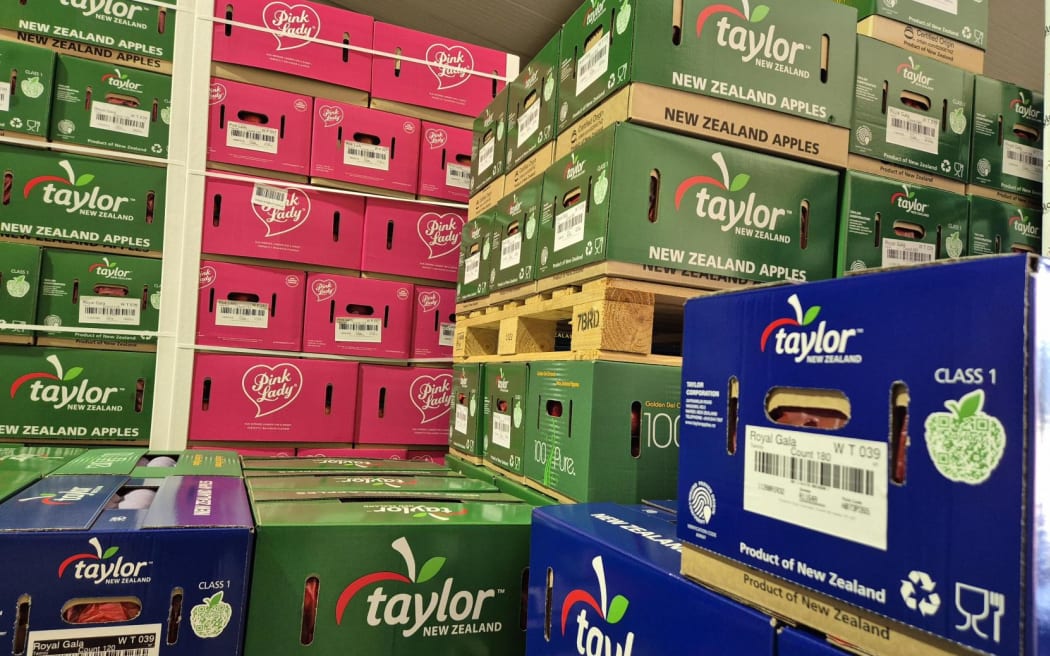 Taylor Corp apples ready for export.