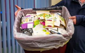 The Marlborough District Council will run a one-month trial to see if crate liners stop recyclables from becoming street litter.