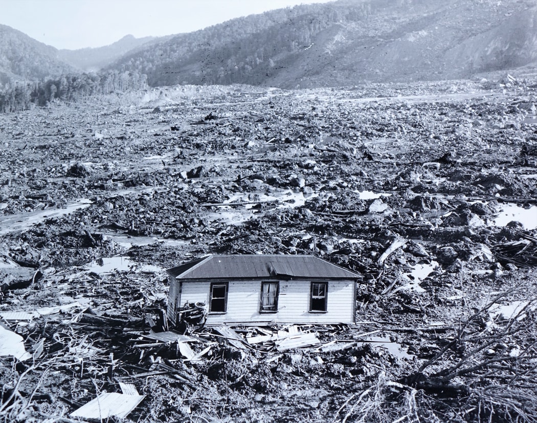 Morel’s house destroyed by Busch’s Slip in Matakitaki Valley, after the Murchison earthquake 1929.