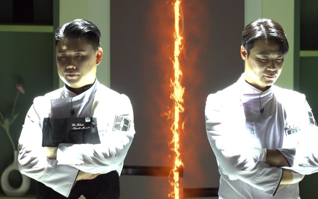 Culinary Class Wars winner chef Kwon Seong-Joon (nicknamed Napoli Matfia) battles against seasoned chef Choi Hyun Seok.