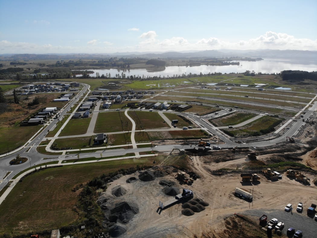 Winton offers shares at 3.88 a piece RNZ News