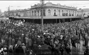 Labour Day Parade, Queen Street, 1904 – Henry Winkelmann.