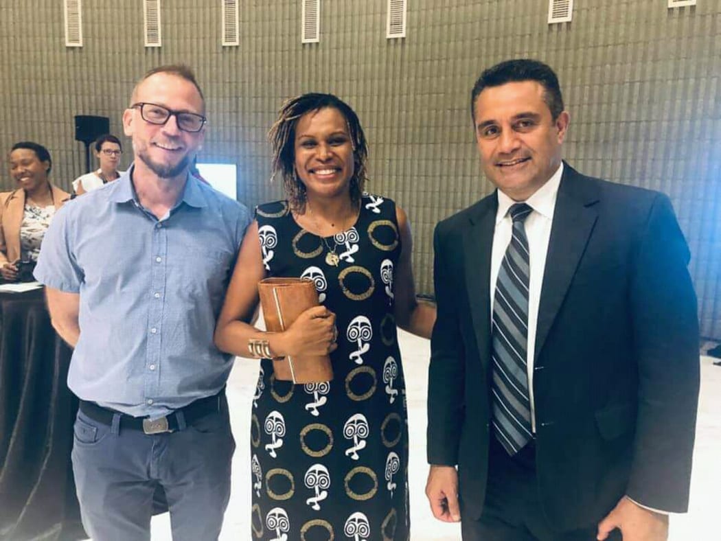 BLP's Steve Knapp, (left), PNG designer  Anette Sete, and NZ High Commissioner to PNG Philip Taula at the portal launch in Port Moresby