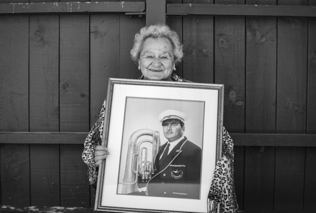 Henei with a picture of her  late husband Joe Reti.