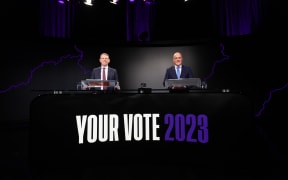 Labour leader Chris Hipkins and National leader Christopher Luxon at the 1News leaders' debate, 19 September 2023.