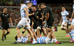 The All Blacks celebrate the Ardie Savea try. New Zealand All Blacks v Argentina. 2020 Rugby Championship Test Match played at McDonald Jones Stadium, Newcastle Australia on Saturday 28th November 2020. Photo Clay Cross / photosport.nz