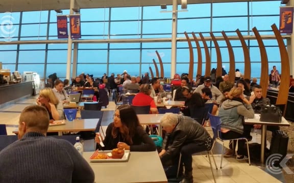 Flights finally flying out of foggy Wellington