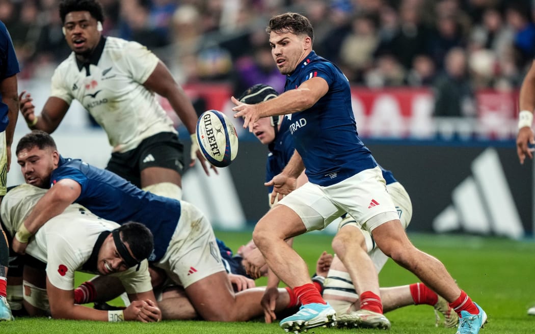 France's Antoine Dupont in action against the All Blacks, 2024.