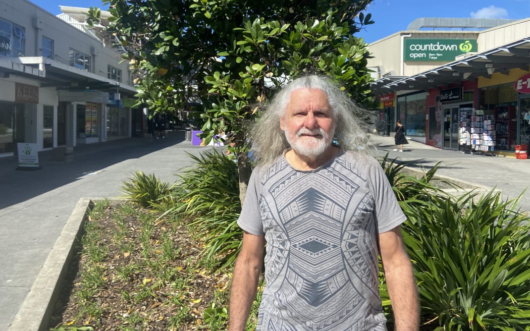 Unitec Professor Geoff Bridgman says lazy reporting has been a hindrance on West Auckland's image.