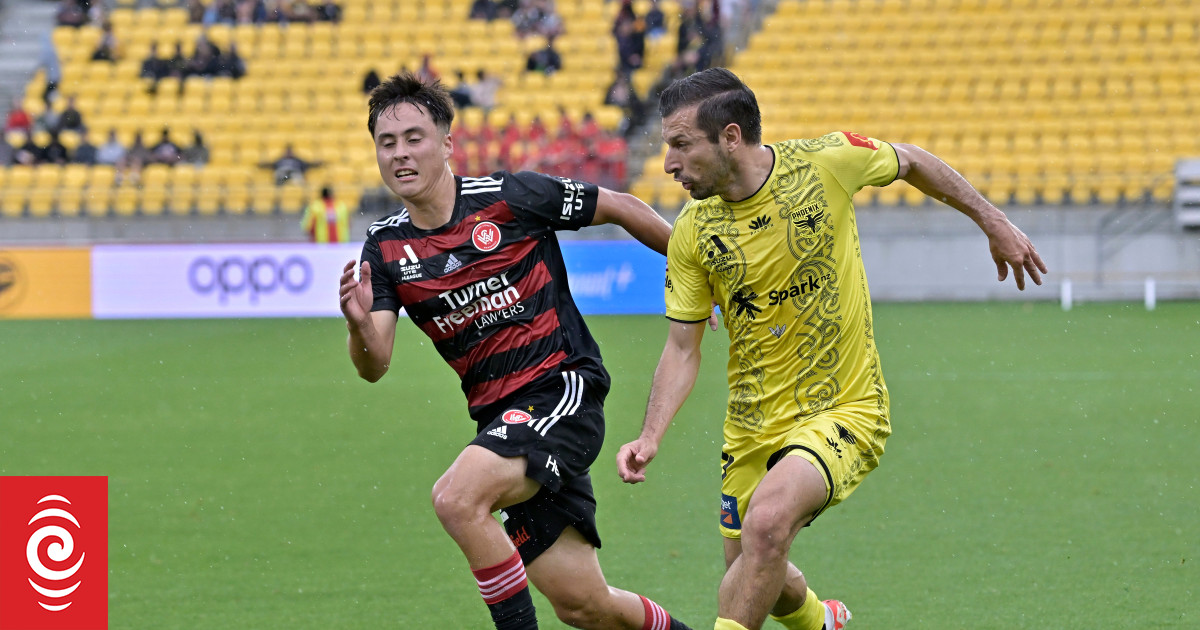 Double delight for Wellington Phoenix - Vimarsana News