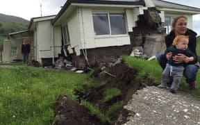 quake house