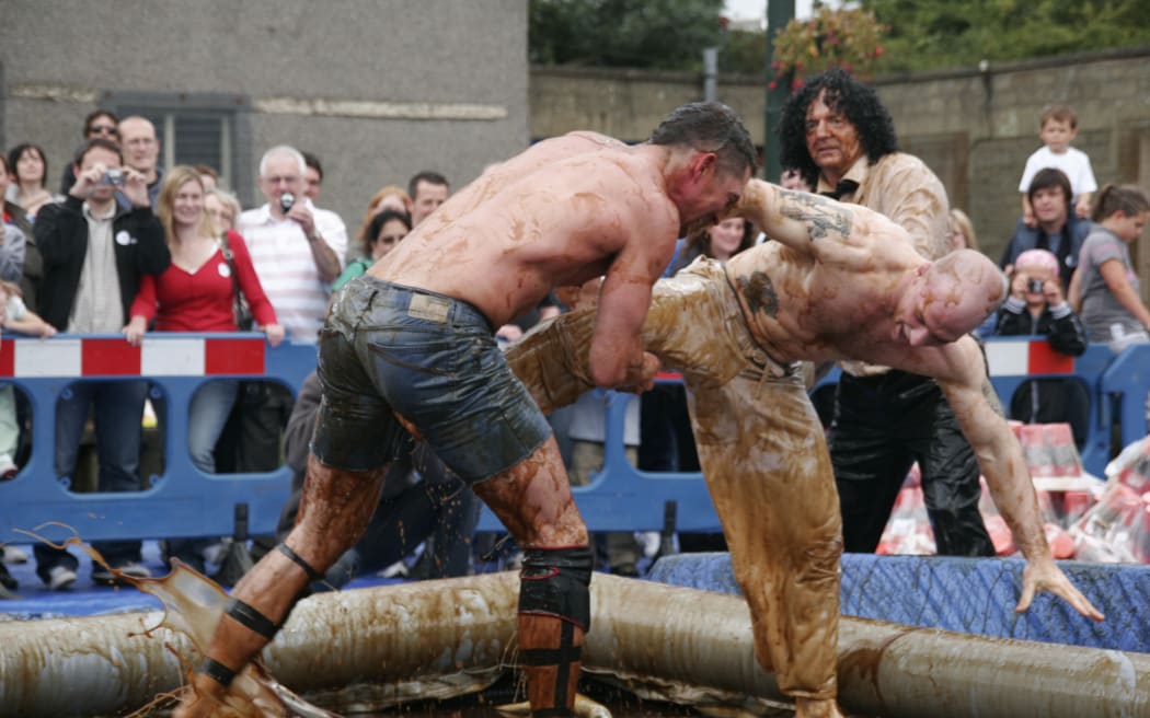 Joel Hicks 30 years old a Barrister aka Stone Cold Steve Bisto winner (blue shorts)
Danny Carr 2nd