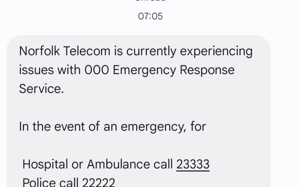 A text on Norfolk Island with the alternative emergency numbers.