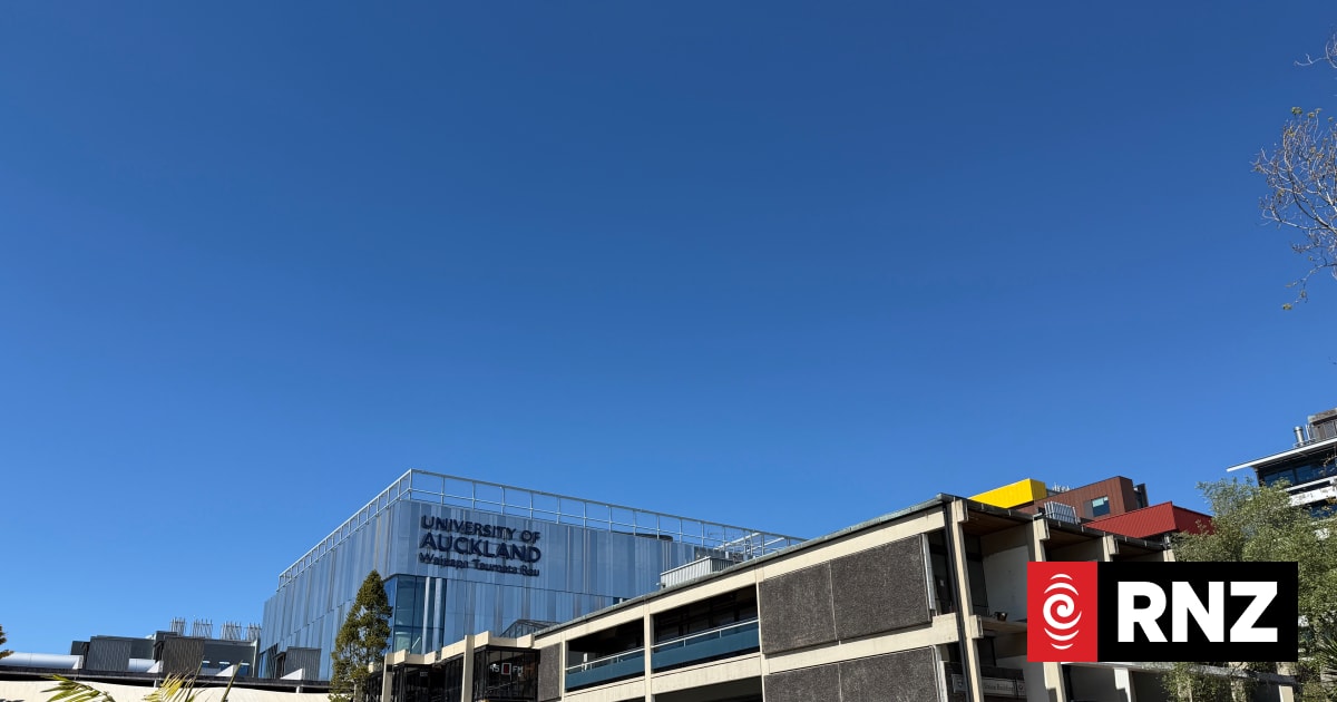 Auckland University alumni say they weren't told of sexual misconduct review
