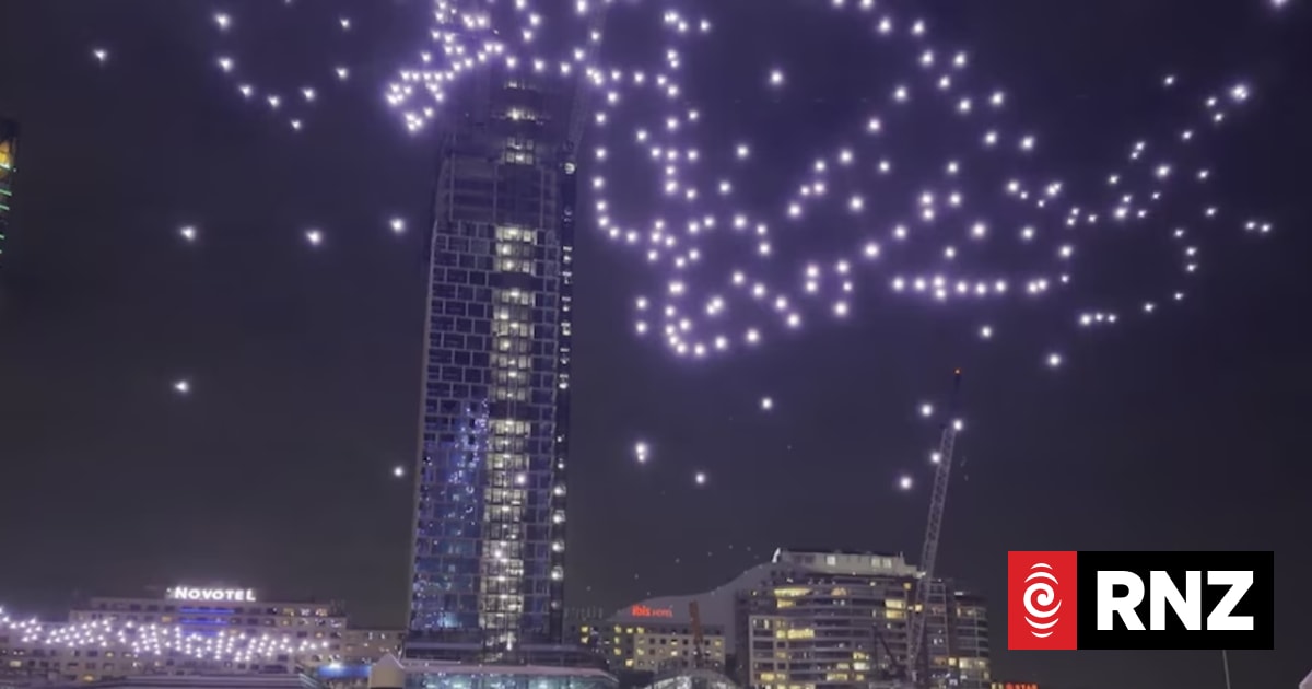 Vivid Sydney drone shows cancelled for now after malfunction saw 89 ...