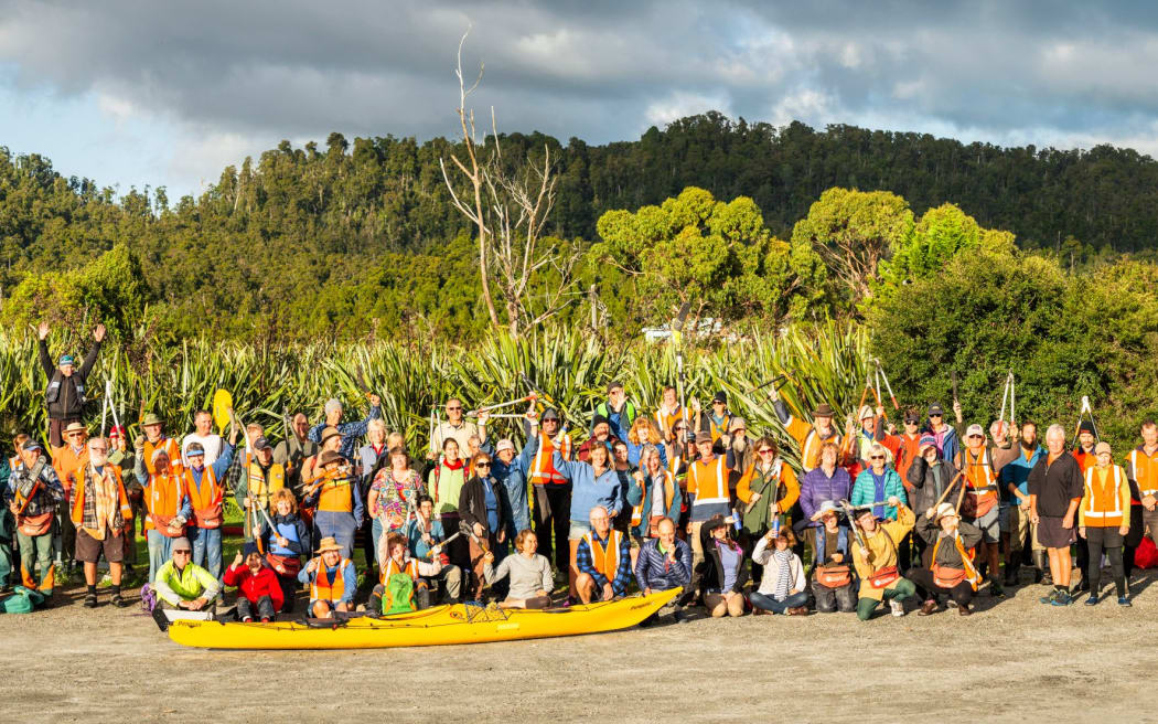 Ōkārito Gorse Busters team in 2022