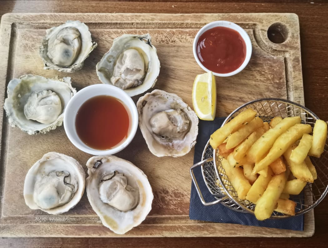 Bluff Oyster